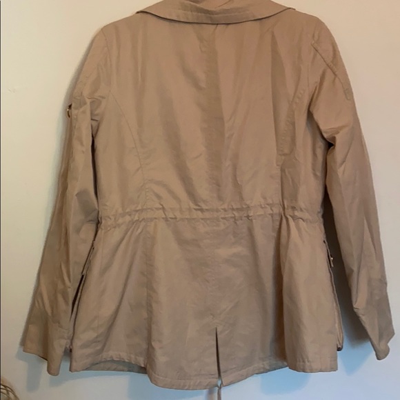 Jacket - Picture 5 of 5